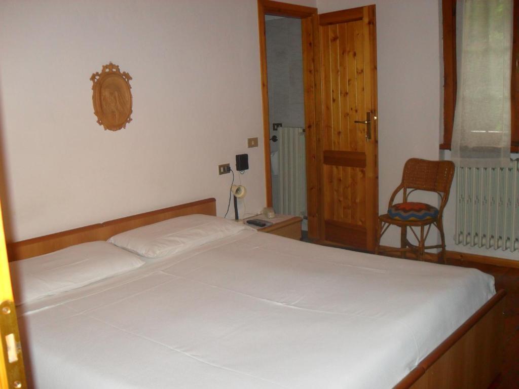 Albergo La Genzianella Bellagio Luaran gambar