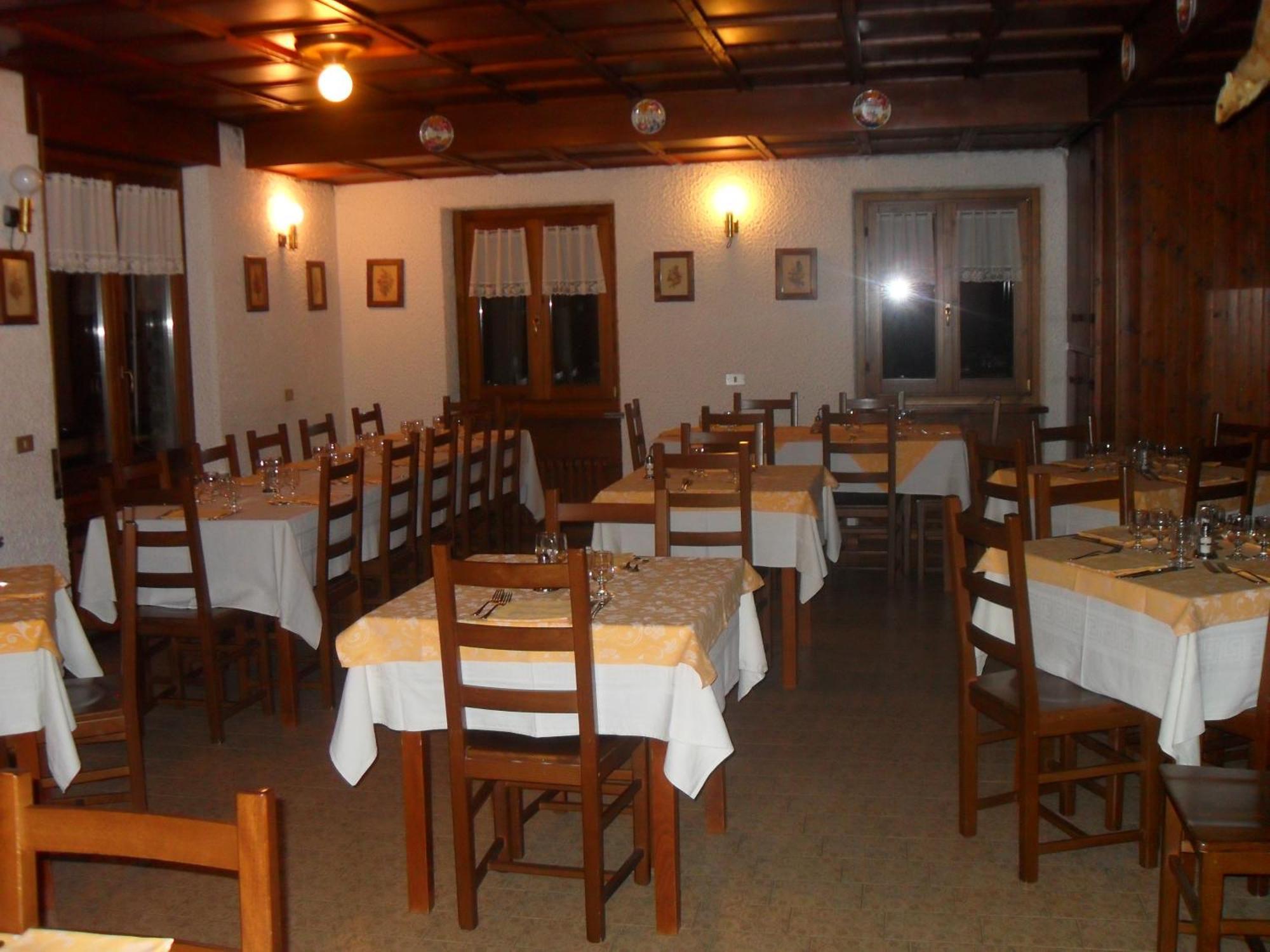 Albergo La Genzianella Bellagio Luaran gambar